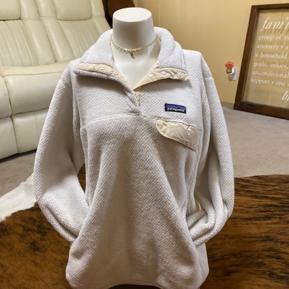 Patagonia fleece jacket - Picture 2 of 5